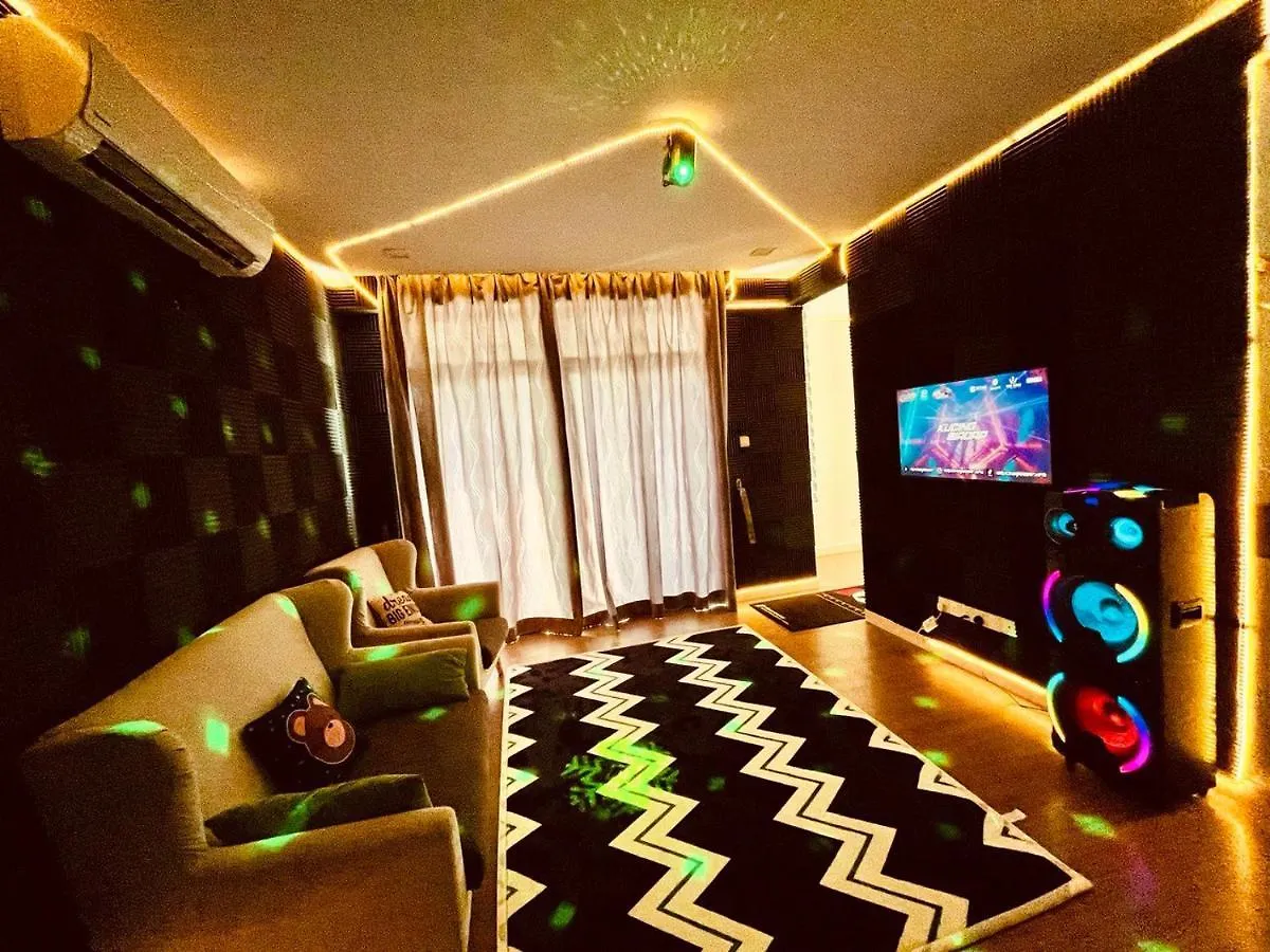 Βίλα Cozy Family Escape By Stayco - Pool, Ktv, Outdoor Cinema & Jacuzzi - Just 2 Mins To Beach Batu Feringgi