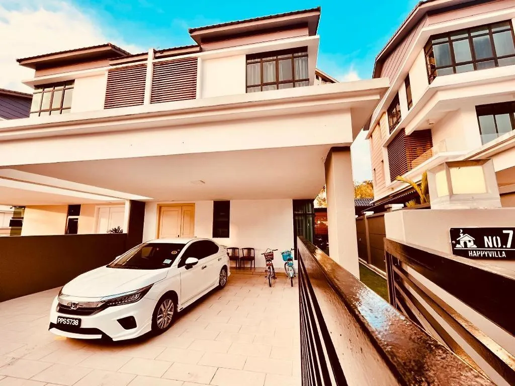 Villa Cozy Family Escape By Stayco - Pool, Ktv, Outdoor Cinema & Jacuzzi - Just 2 Mins To Beach Batu Ferringhi