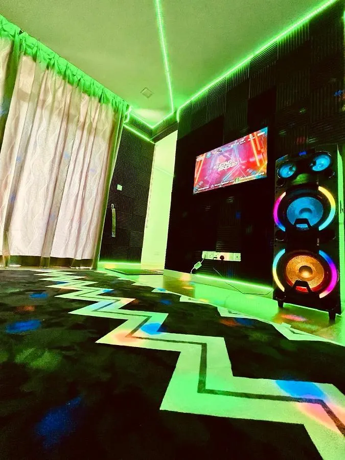 Cozy Family Escape By Stayco - Pool, Ktv, Outdoor Cinema & Jacuzzi - Just 2 Mins To Beach 峇都丁宜