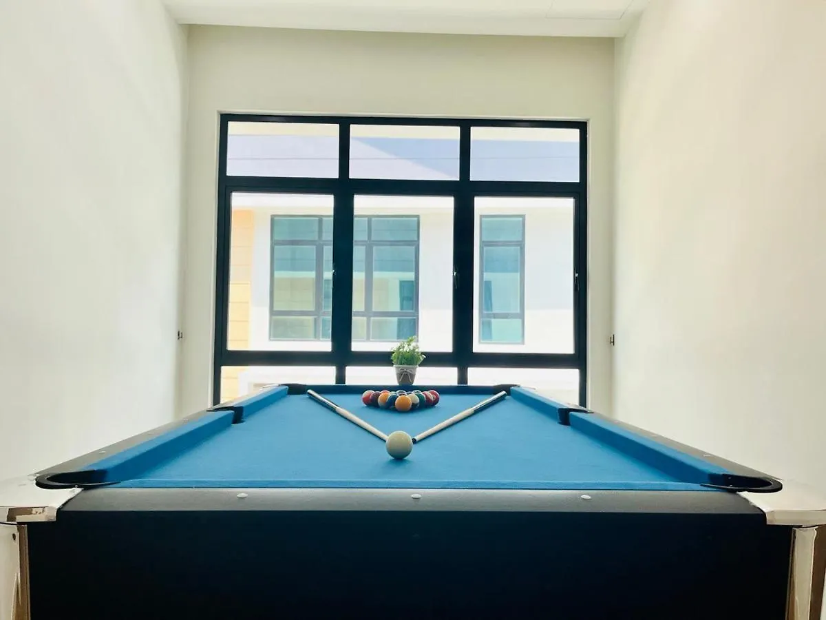 Cozy Family Escape By Stayco - Pool, Ktv, Outdoor Cinema & Jacuzzi - Just 2 Mins To Beach 峇都丁宜 马来西亚